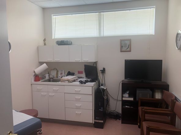 Orange Park Dental Office For Lease: 2045 Professional Center Dr, Orange Park, FL 32073